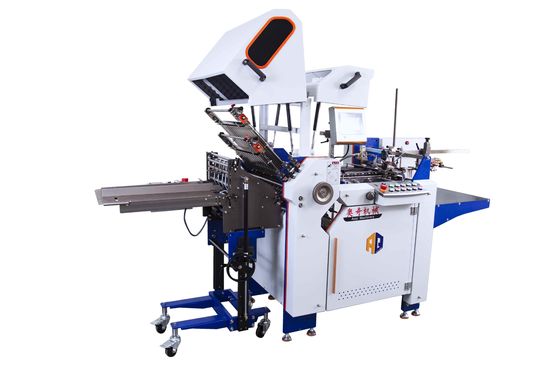 Máy gấp giấy hiệu quả Chiều rộng 480 * 750mm Kích thước Sổ tay Bảng giấy Folder với Stacker
